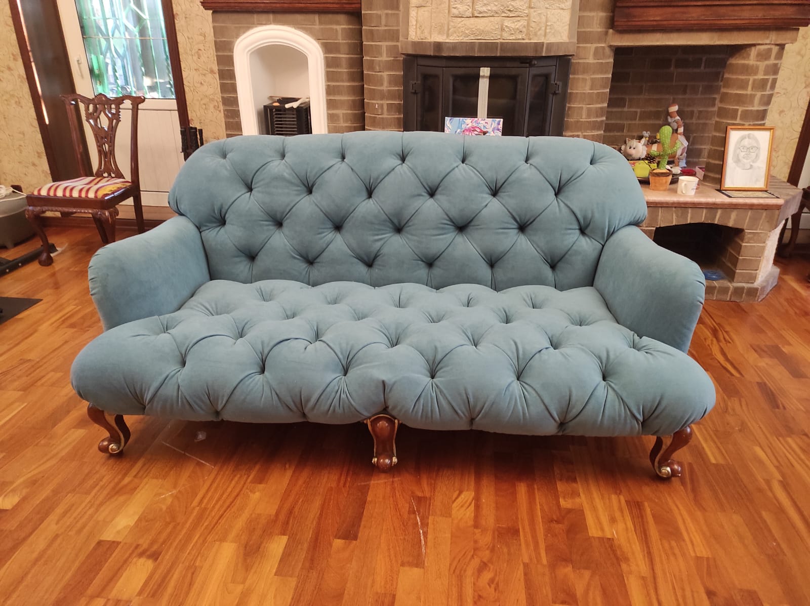 Обивка дивана. Озерки